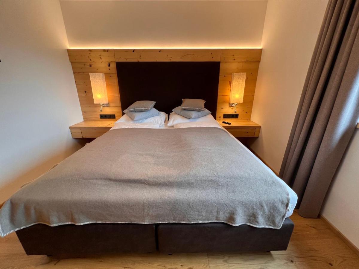 Apartment Lakeside Luxury By Interhome Zell am See