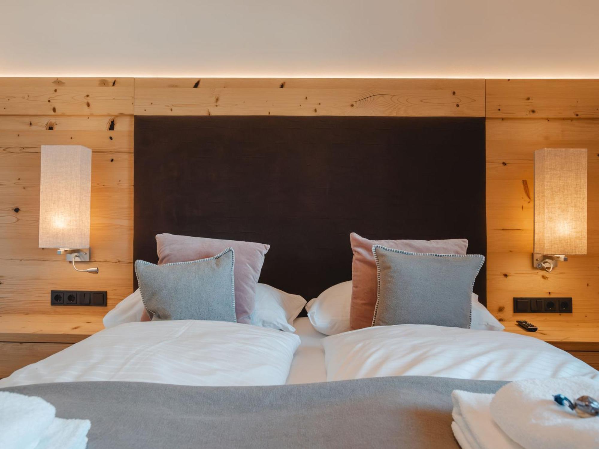 Apartment Lakeside Luxury By Interhome